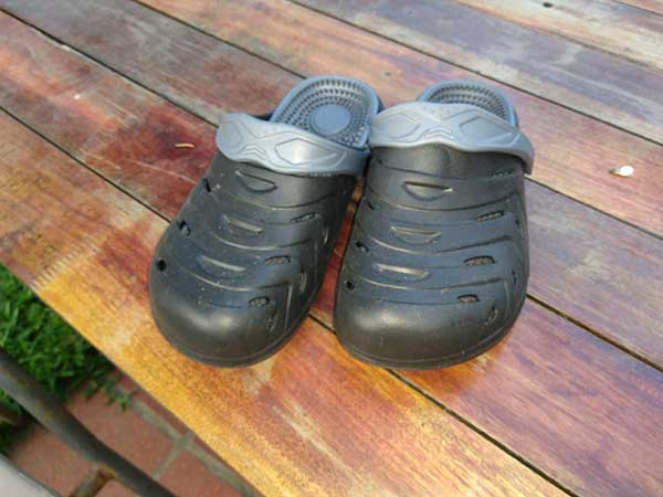 fake Crocs