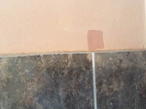 Quality control, paint, Uruguay: the two results from mixing identical ingredients