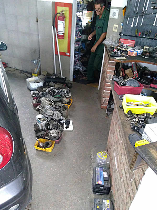 path in mechanic's shop, Uruguay