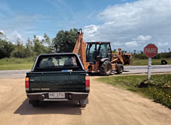 pickup, backhoe, Uruguay