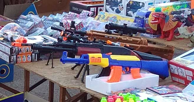 toy guns, Atlántida, Uruguay
