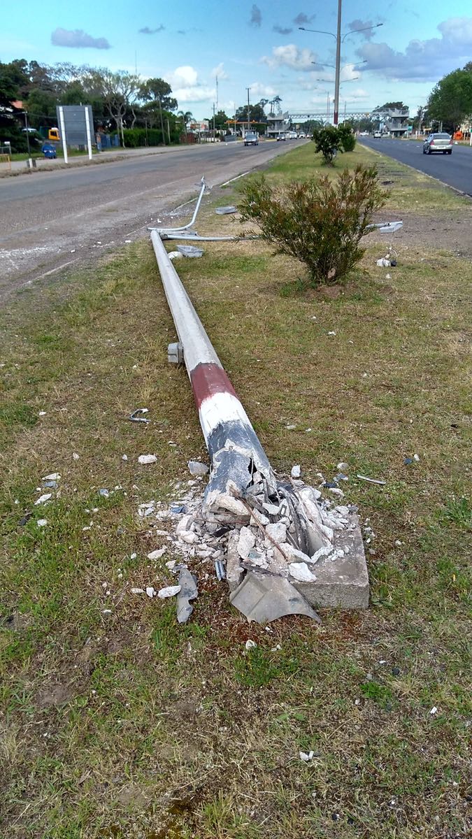 fallen highway lamp post, Uruguay