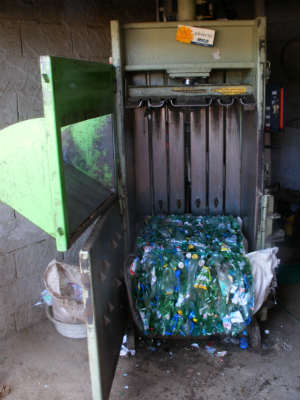plastic bottle crusher, Uruguay